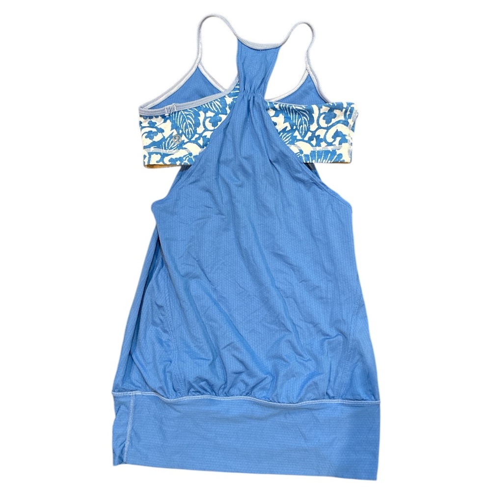 Lululemon Size‎ 4 No Limits Tank Blue EUC